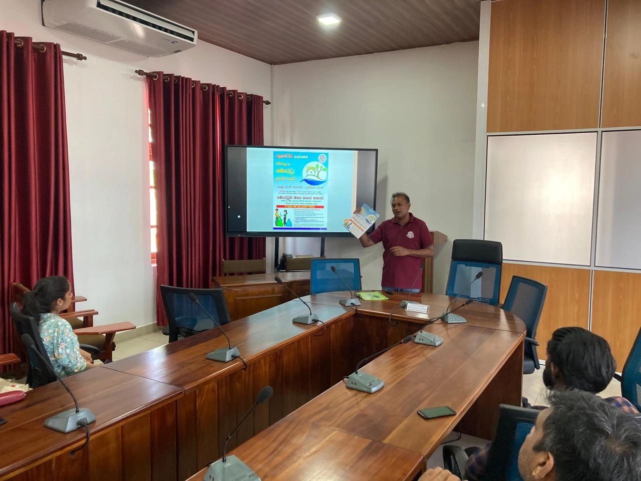 Visit to Moratuwa Miuniciple Council